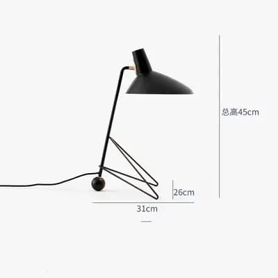 Lampadaire LED vintage noir sur pied avec trépied, décor d'angle nordique pour salon, chevet et cham