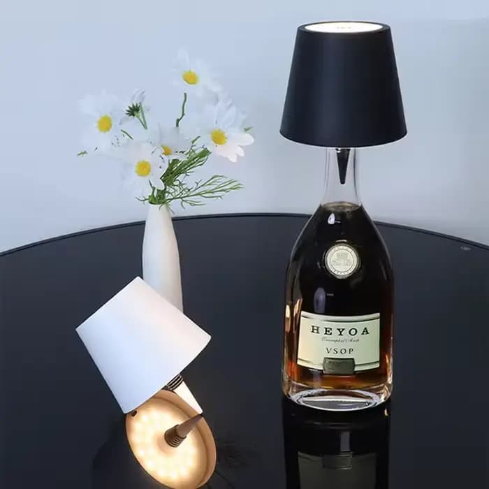 Lampe de table LED en forme de bouteille, tactile, 3 couleurs, rechargeable, portable, décoration de bureau, lampe pour bar, restaurant, camping, décoration d'ambiance