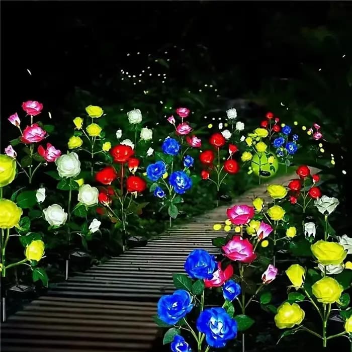 Lampe solaire LED en forme de rose artificielle pour jardin, idéale pour les fêtes estivales, mariages, décoration extérieure de cour et de patio