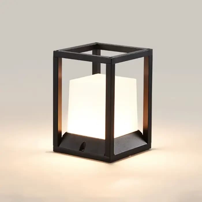 Lampadaire de Jardin Extérieur Étanche pour Clôture, Villa et Aménagement Paysager