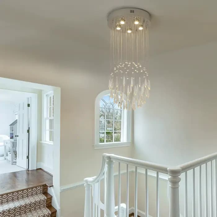 Plafonnier LED suspendu en cristal au design moderne, éclairage d'intérieur, luminaire décoratif de plafond, idéal pour un salon ou une salle à manger