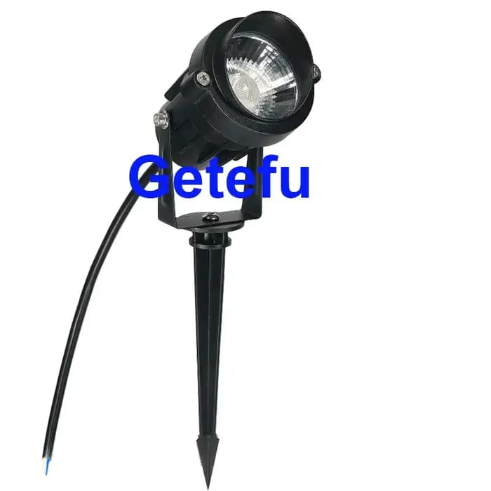 Lampes de jardin LED extérieures lampe à gazon 220V 110V 12V 7W 10W paysage pointe ampoule Waterprof IP65 voie jardin cour projecteur 24V