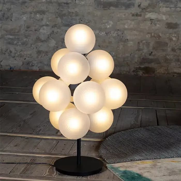 Lampe LED autoportante en verre de raisin, design créatif moderne, luminaire décoratif d'intérieur, idéal pour un salon ou une chambre à coucher