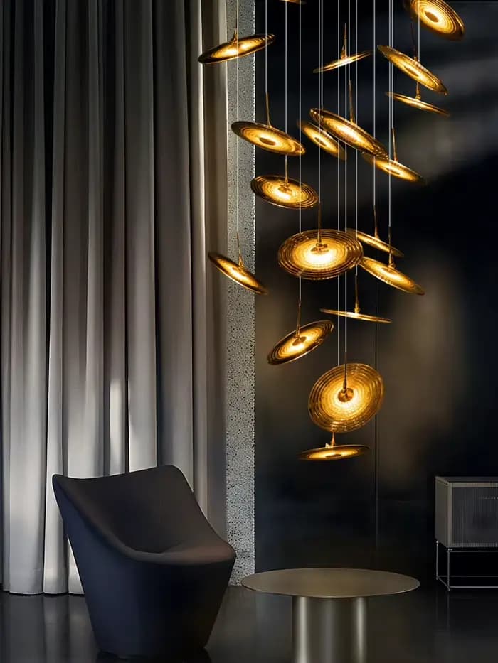 Lustre moderne de luxe en forme de spirale volante, luminaire décoratif d'intérieur, idéal pour un salon, une Villa, des escaliers ou des escaliers