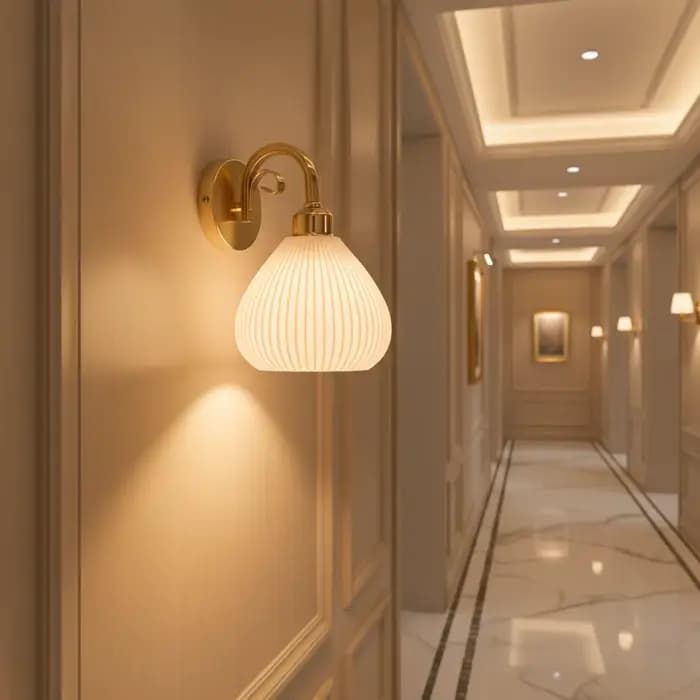 Applique Murale Moderne Style Simple et Doux, Corps Métallique Doré, Décoration de Chambre, Luminaire LED avec Abat-jour en Acrylique, Lustre Mural de Couloir