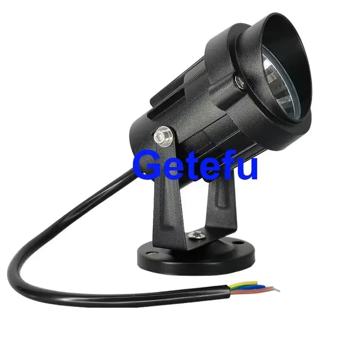 Lampes de jardin LED extérieures lampe à gazon 220V 110V 12V 7W 10W paysage pointe ampoule Waterprof IP65 voie jardin cour projecteur 24V