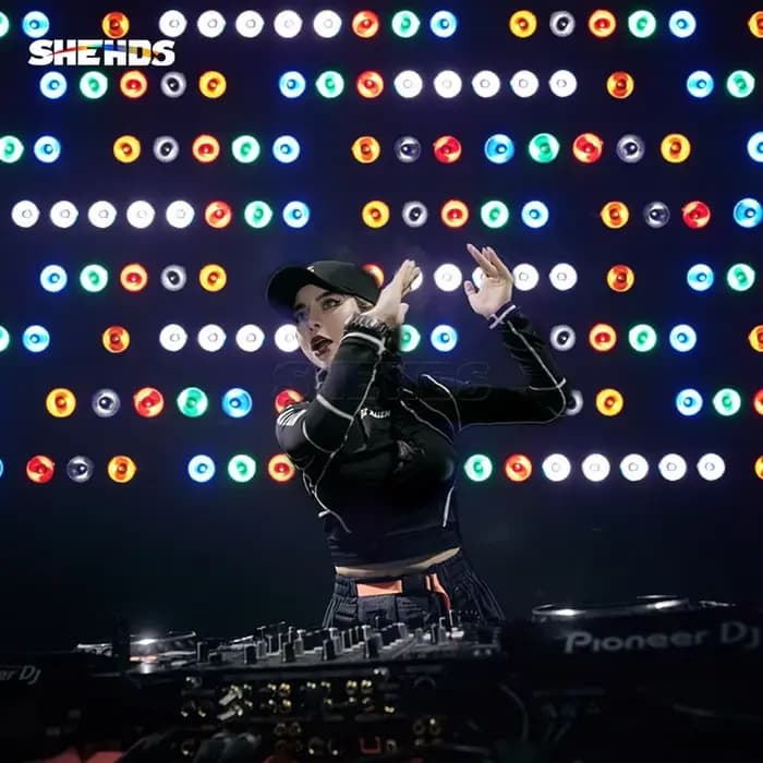 SHEHDS-Lave-mur LED 18x18W, support en céramique RGBWA + UV, source de lumière LED, peut être épissée librement, adaptée aux spectacles de variété et aux bars