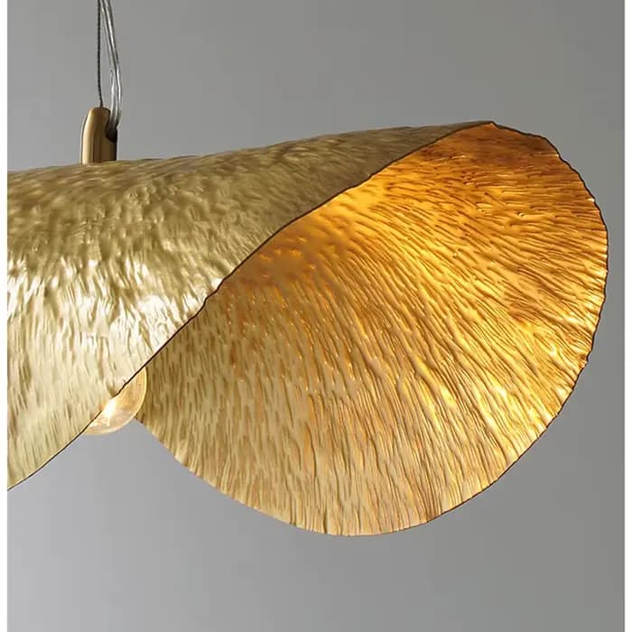 Lampe Suspendue en Laiton Martelé au Design Rétro de Luxe, Luminaire Décoratif d'Nik, Idéal pour une Salle à Manger ou une Boutique