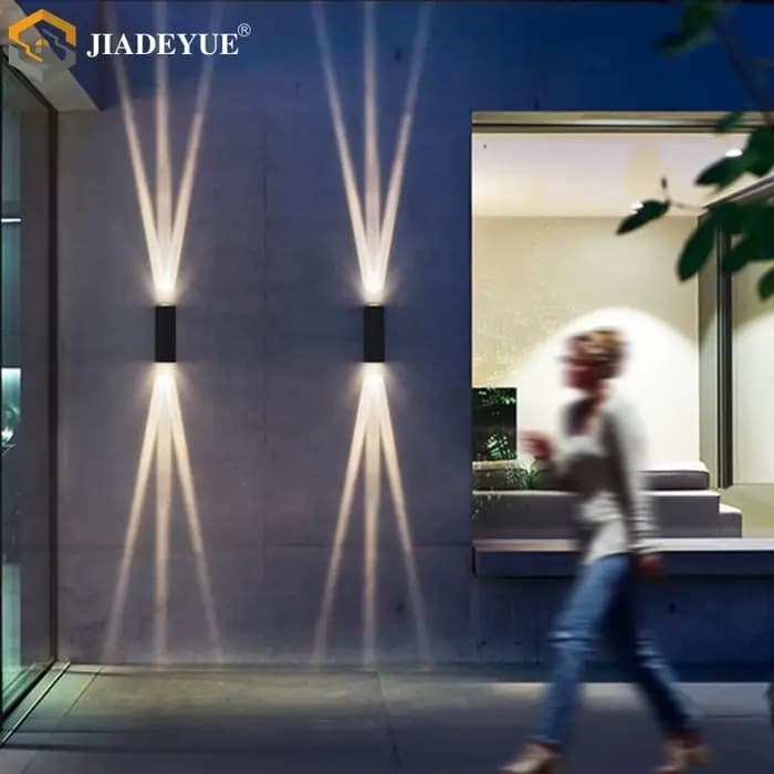 Projecteur mural LED extérieur étanche à double tête pour allées, couloirs, escaliers, faisceau lumineux, éclairage de porte murale extérieure