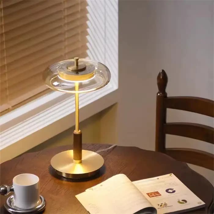 Lampadaire en verre doré pour salon et chambre à coucher, lampe de table design artistique en métal, ludéviation de luxe, cendre plus lente