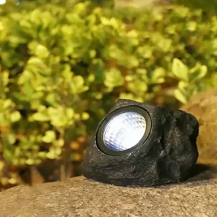Projecteur LED Solaire Étanche avec Capteur de Lumière, Luminaire Décoratif d'Extérieur, Idéal pour un Jardin ou un Paysage