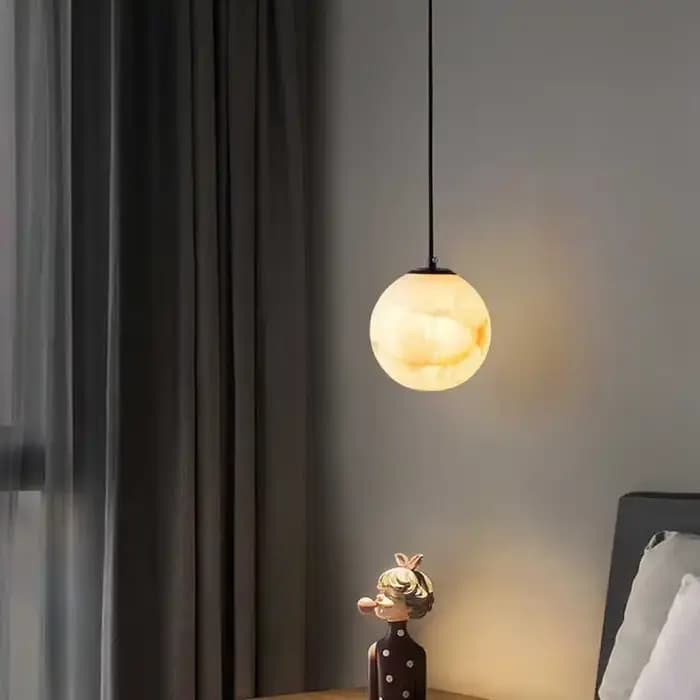 Lampe suspendue en marbre naturel, boule ronde en laiton, plafonnier pour chambre à coucher, lampe de chevet, comptoir de Bar, salle à manger, étude