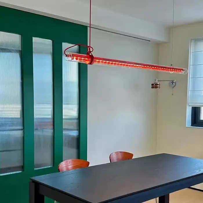 Lampe suspendue de designer, design minimaliste et créatif, en verre rouge, moderne, pour restaurant, bureau, bar, nouvelle collection