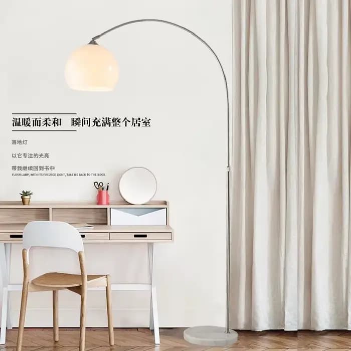 Lampadaire Led créatif nordique salon chambre en acier inoxydable grand lampadaire personnalité lampes sur pied en verre incurvé