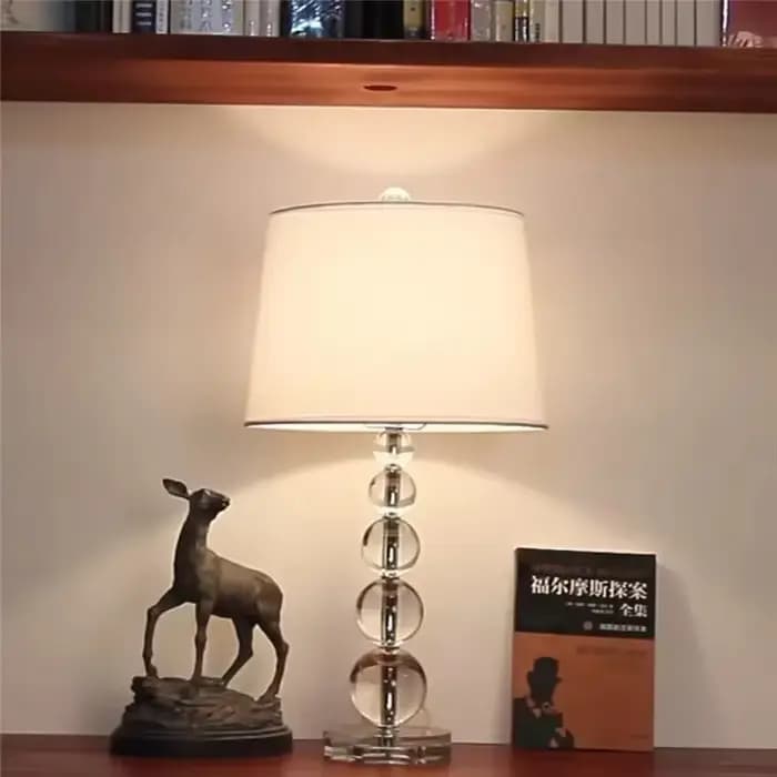 Lampe de sol en tissu de luxe américaine, lampe à boule de verre en cristal, lampe de salon créative, lampe de chevet de chambre à coucher, lampe de lecture artistique nordique