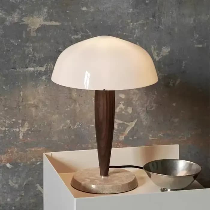 Lampe de table nordique danoise, lampe de bureau en bois pour chambre à coucher, base en marbre, abat-jour en verre, lampe de table design, brochure, hôtel, salon