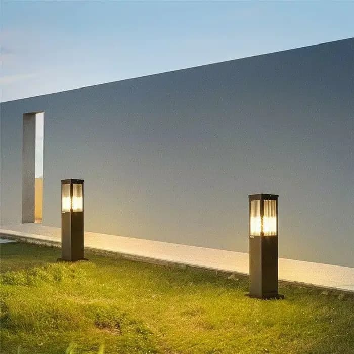 La luminosité extérieure de l'herbe de cour a mené la lumière simple de pelouse de parc de Villa de paysage de jardin
