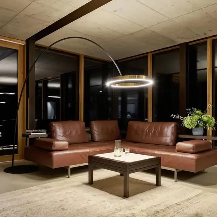 Lampadaire LED circulaire sur pied, design italien, pour salon, chambre à coucher, décor d'hôtel, chevet, lecture haute