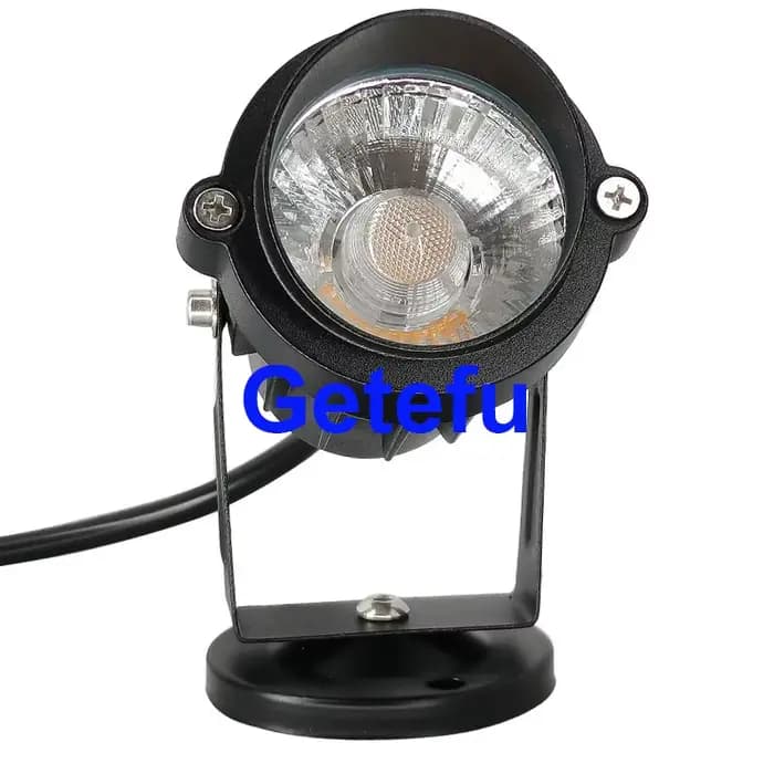 Lampes de jardin LED extérieures lampe à gazon 220V 110V 12V 7W 10W paysage pointe ampoule Waterprof IP65 voie jardin cour projecteur 24V