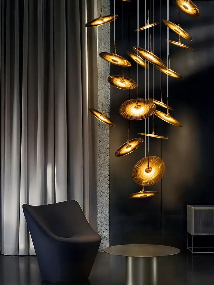 Lustre moderne de luxe en forme de spirale volante, luminaire décoratif d'intérieur, idéal pour un salon, une Villa, des escaliers ou des escaliers