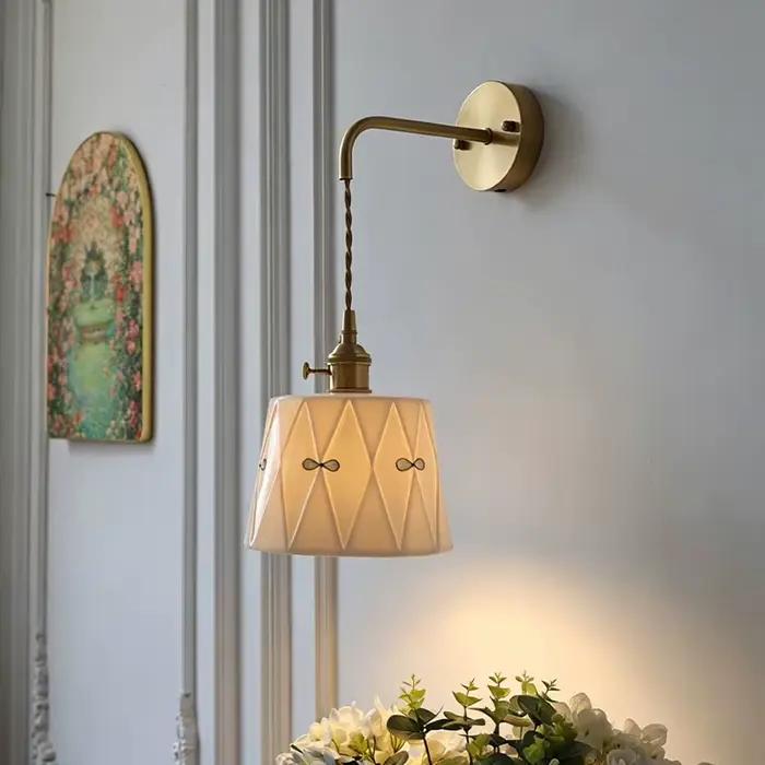 Nouvelle lampe murale en céramique de style chinois inspirée du zen pour la chambre à coucher, le chevet, le couloir, la salle de bain, mur de fond, style crème français.