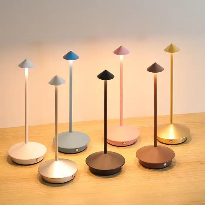 Lampe de table rechargeable créative à LED tactile pour salle à manger, hôtel, bar, café - Lampe de table Pina Pro - Lampe de bureau décorative