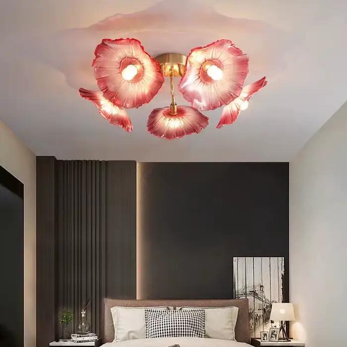 Plafonnier LED Luxueux en Laiton et Métal avec Fleurs Roses, Design Moderne, Luminaire Décoratif d'Nik, Idéal pour une Chambre à Coucher